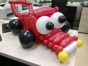 машинка из шаров