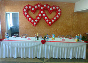 Сердце из шаров на свадьбу