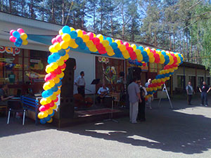 Гирлянды из шаров