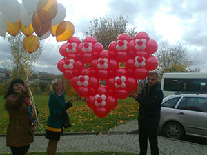 сердце из шаров с гелием