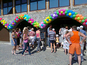 цветочная гирлянда из шаров