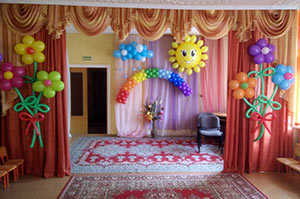 украшение садика шарами