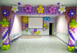 украшение садика шарами