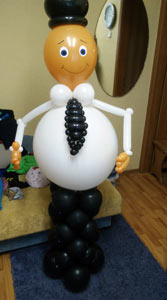 мужчина из шаров