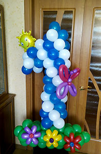 у нас День рождения шарики