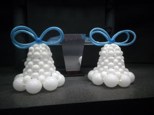 2 колокольчика из шаров