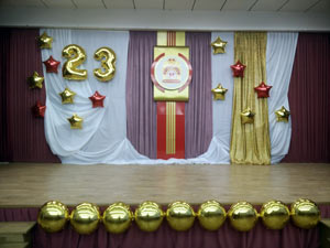 Украшение сцены к 23 февраля