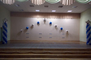 шары на сцене