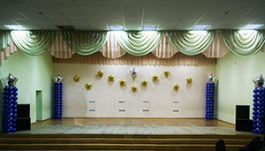 шары на сцене