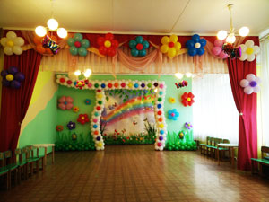 украшение садика шарами