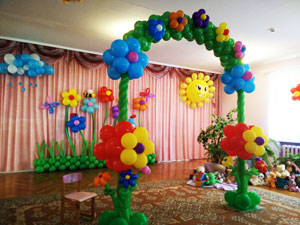 украшение садика шарами