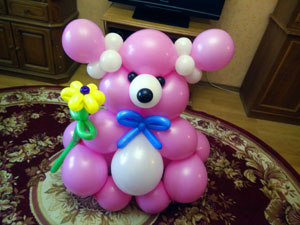 медведь из шаров