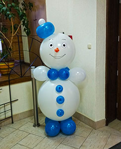 Снеговик из шаров