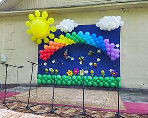 украшение шарами, сцена Гудевичи