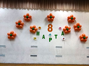 цветы из шаров на 8 марта