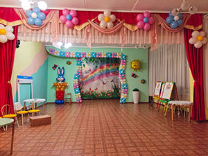 украшение зала на утренник