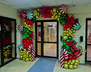 Арка из шаров к Новому году