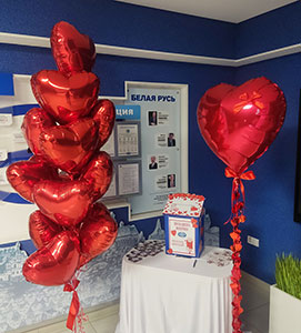 Сердца с гелием и одно большое