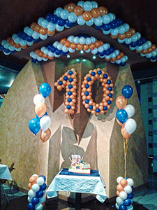 Цифра 10 из шаров