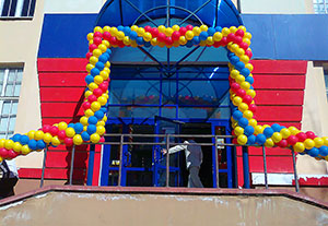 магазин мебели Светлана, открытие с шарами