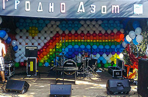 Панно из шаров - радуга